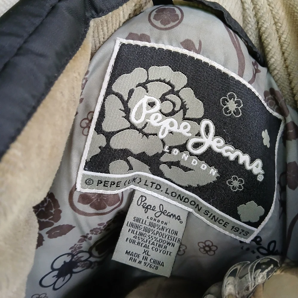 Pepe Jeans‎ London. Black Hooded Winter Jacket with Fur Trim. SzXL